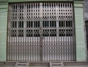 Cửa Kéo Hải Phòng Inox Chống Gỉ, Bền Đẹp Cho Nhà Ven Biển
