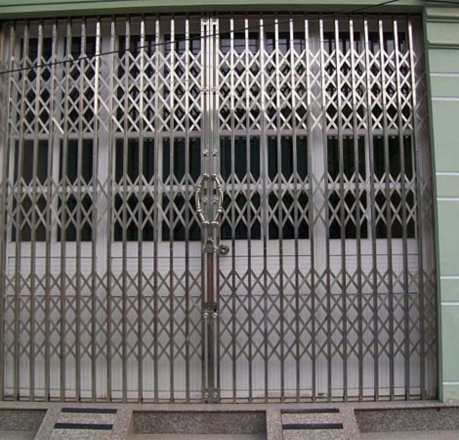Cửa Kéo Hải Phòng Inox Chống Gỉ, Bền Đẹp Cho Nhà Ven Biển