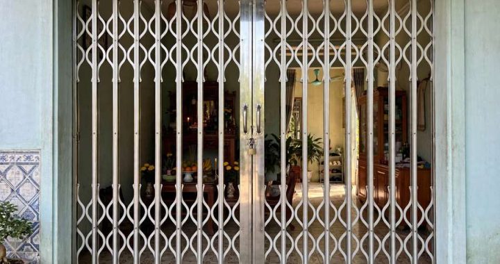 Cửa Kéo Khánh Hòa Giá Rẻ, Inox Chống Gỉ Tốt Cho Nhà Ven Biển