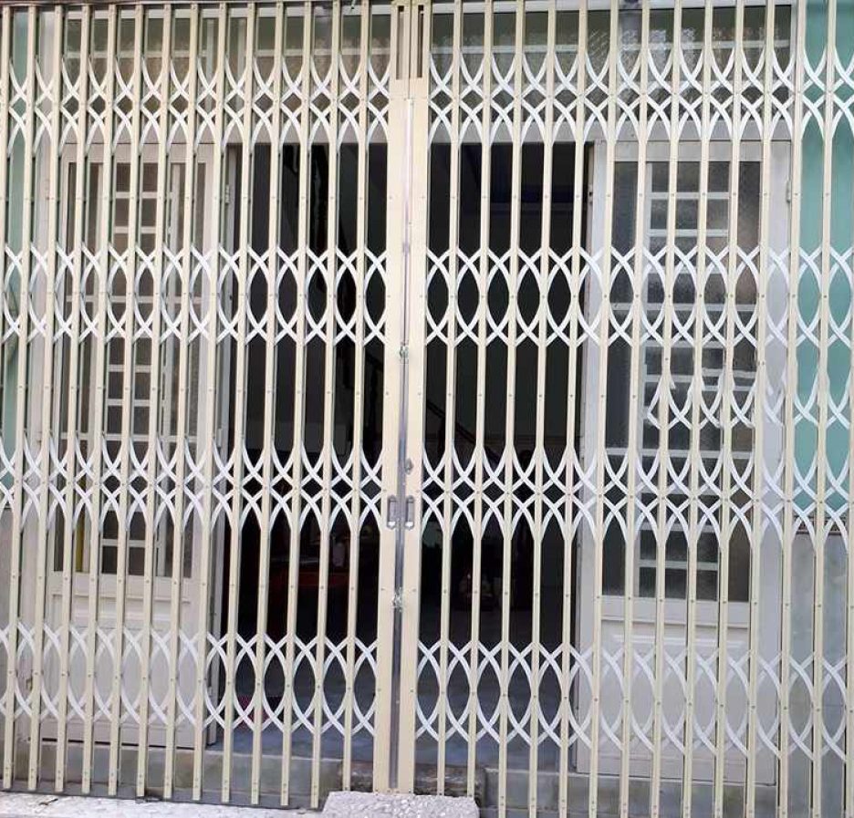 Cửa Kéo Lâm Đồng Sơn Tĩnh Điện, Bền Đẹp Cho Nhà Phố Tây Nguyên