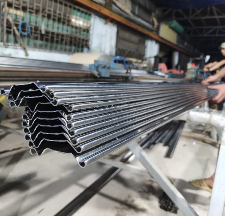 Xưởng Cửa Kéo Giá Rẻ TP.HCM